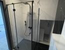 kabina prysznicowa narozna trzy czesciowa czarne okucia